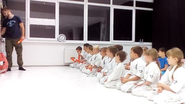 Вручение оранжевого пояса смотреть онлайн