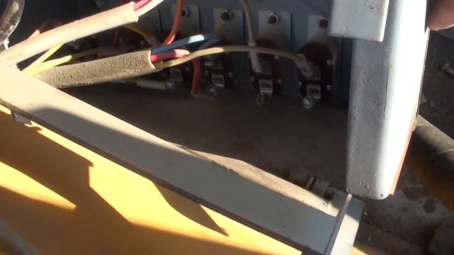 Установка беспроводного комплекта AVS111CPR камера и монитор на автокран для ФосАгроКубань смотреть онлайн