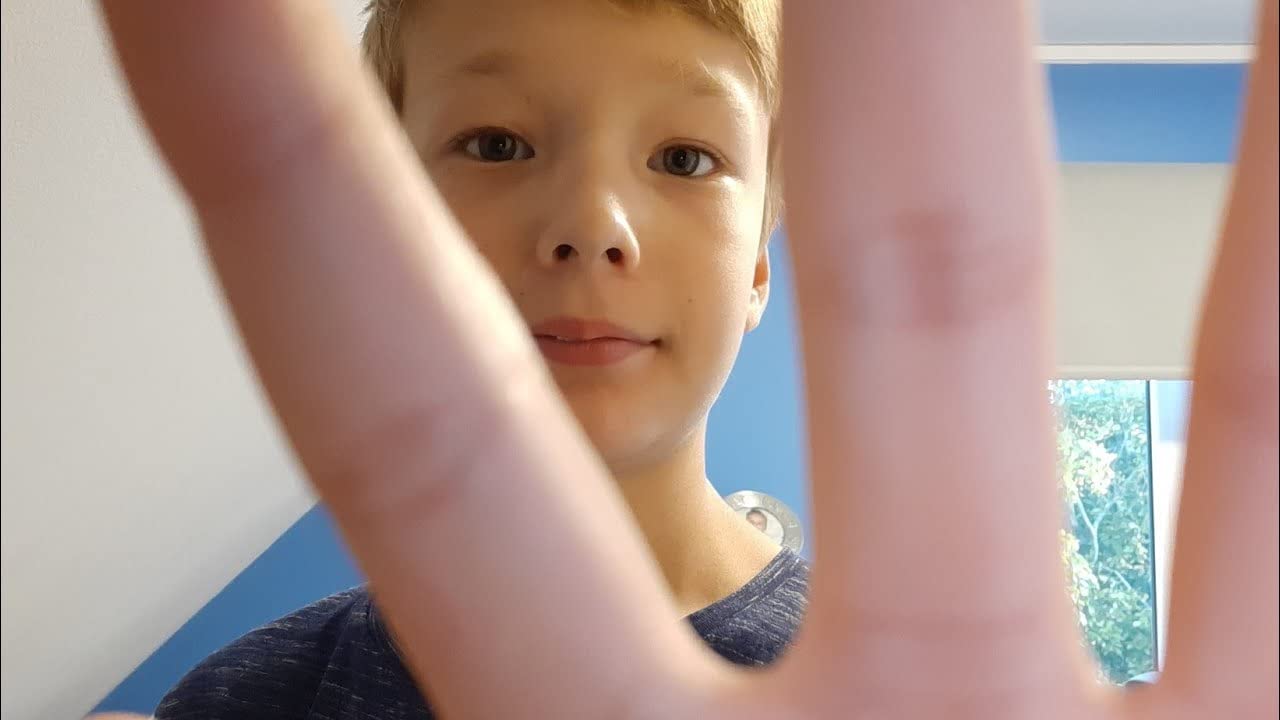 ASMR Whispering Names - Hand Movements - Mouth Sounds (Swedish Pronunciation) смотреть онлайн