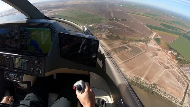 Cirrus Vision Jet SF-50 Crosswind Landing @Los Mochis MMLM GoPro Hero6 смотреть онлайн