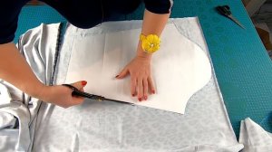 Шьем трикотажный блузон за один вечер. Моделирование раскрой и пошив.mp4