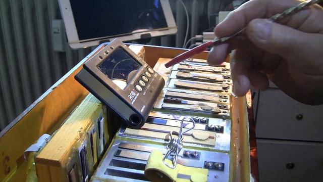 Как из немецкой гармони - русскую сделать. Ролик 004. Как точить басовый голос смотреть онлайн