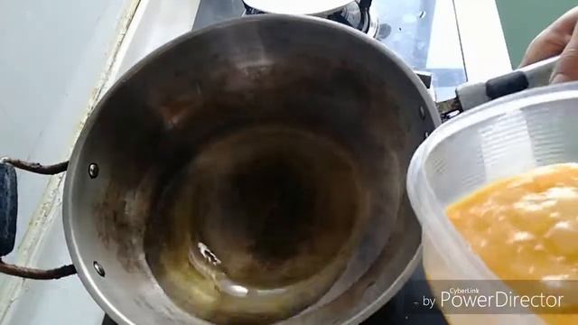 Устрицы жареные с яйцом. смотреть онлайн