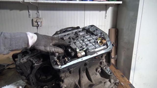 PART 5/15: How to disassemble Toyota Automatic transmission A140E. Solenoids and Valve body смотреть онлайн