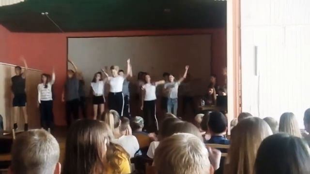 Лёгкий танец смотреть онлайн