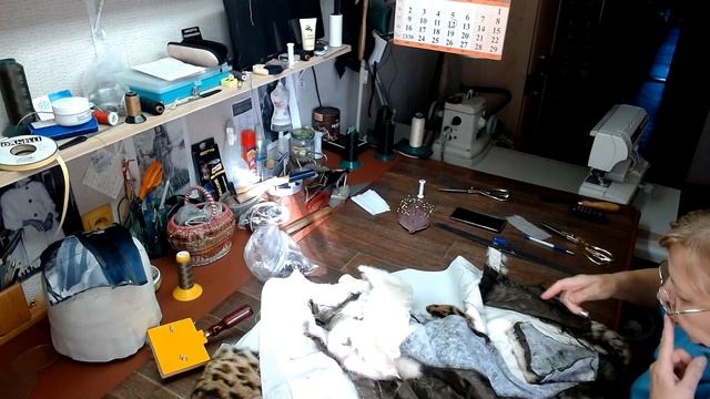 Ремонт жилета оформление кокеток из норки скорняком мастером по мехам смотреть онлайн