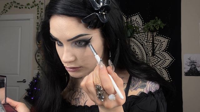 THE OTHER MOTHER | Halloween Makeup Tutorial смотреть онлайн