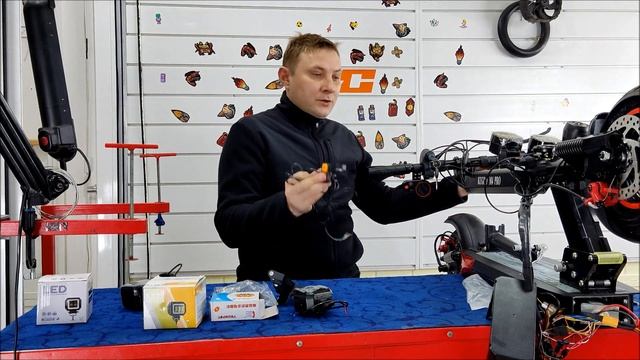 Установка фар на электросамокат KUGOO м 4 про смотреть онлайн
