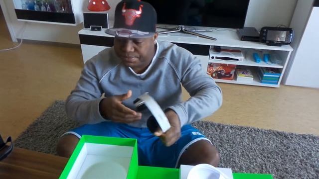 Beats by Dr.Dre Mixr David Guetta Limited Edition Unboxing & Review смотреть онлайн