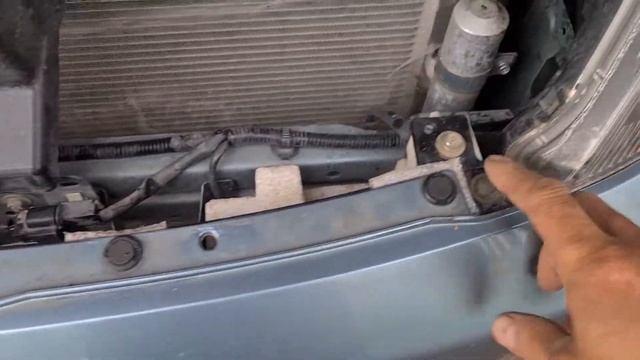 Как снять бампер на Mitsubishi Outlander XL смотреть онлайн