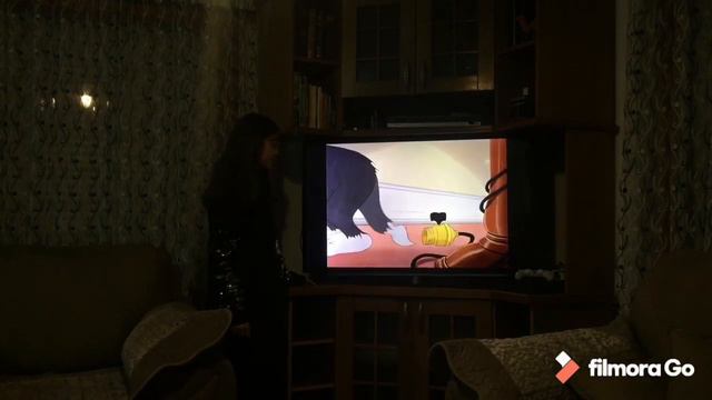 Играме со Том..!? 😱 Tom & Jerry theme song ( Guitar ) смотреть онлайн
