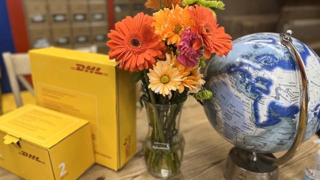 Save Up to 40% on DHL International Shipping to Africa, Asia, & Europe | Boston, MA смотреть онлайн