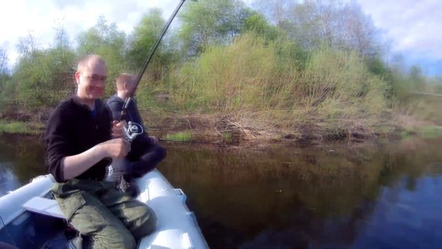 Ловля щуки на малых реках Псковщине (май 2017) смотреть онлайн
