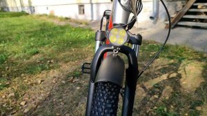 Электровелосипед White Siberia Camry Light 2024 краткий обзор крупным планом без тест-драйва