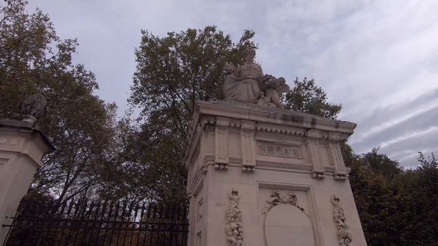BRUSSELS ROYAL PALACE before CORONA (2019) смотреть онлайн
