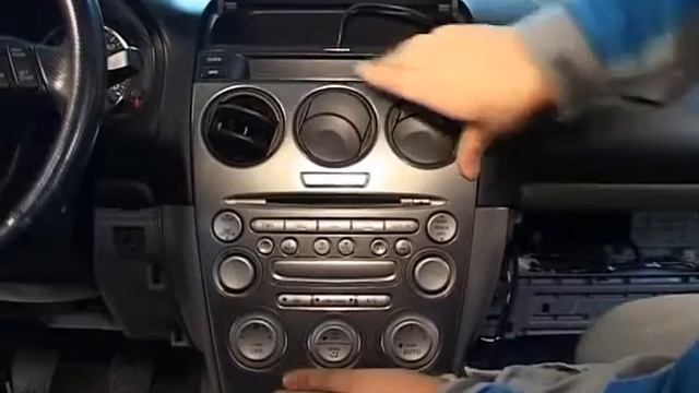 Как установить GPS навигатор в автомобиль смотреть онлайн