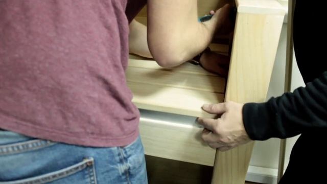 СВЕЖАЯ САУНА ИЗ ДРЕВЕСИНЫ ПАВЛОВНИИ за несколько часов. Превью. смотреть онлайн