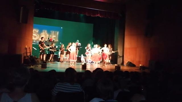 SAH Greatest show on Earth - irská hudba s tancem смотреть онлайн
