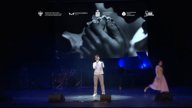 Can't help falling in love cover. Исполняет Рахман Сатиев смотреть онлайн