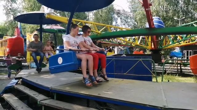 VLOG || Омск || Парк аттракционов || смотреть онлайн