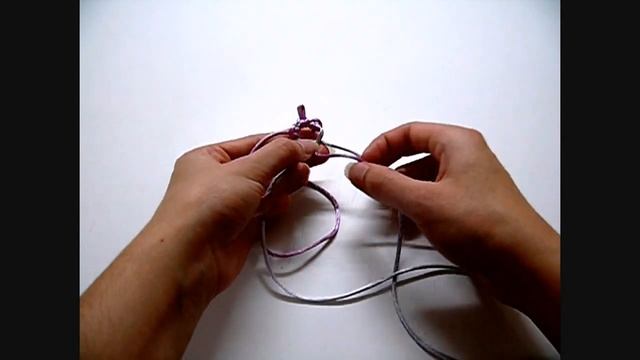 Как сплести оригинальный браслет в технике макраме, мастер-класс смотреть онлайн