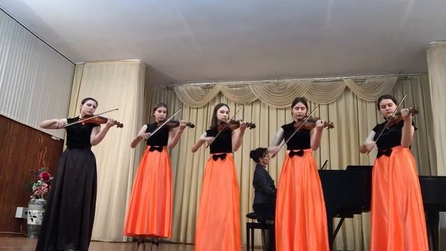 ДШИ г.Геленджик. Ансамбль "Консонанс" смотреть онлайн