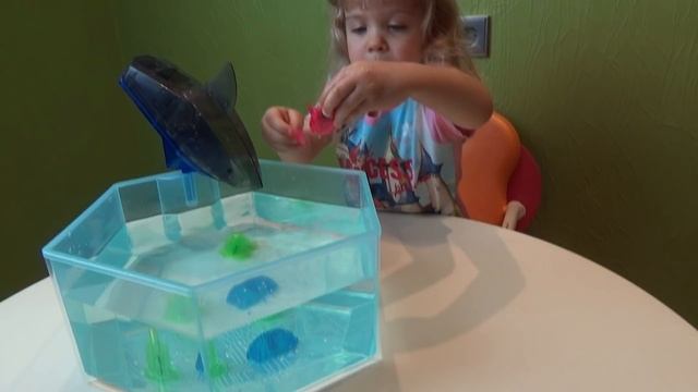 АКВАРИУМ С АКУЛОЙ И РЫБКОЙ РОБОТОМ ☼ SHARK TANK ☼ HEXBUG Aquabot 2.0 смотреть онлайн
