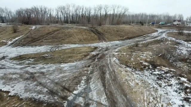 Полетали немного под песню "Там где живу я адреса нет" смотреть онлайн