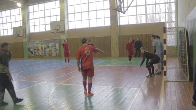 Гол Овчинникова в матче "Кристалла" и "Родника" смотреть онлайн