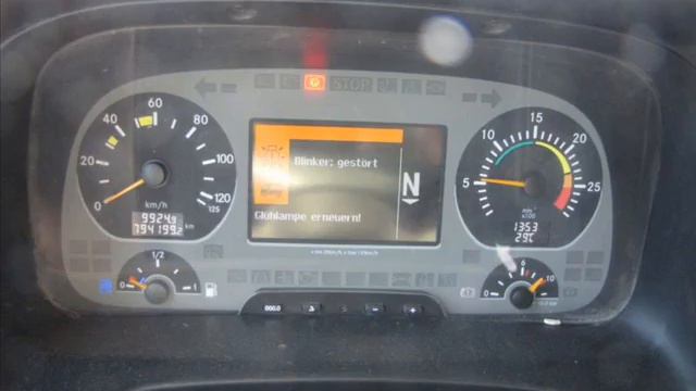 رقم العرض A 17329راس قاطرة Mercedes Actros 1844 سنة الصنع 2009 смотреть онлайн
