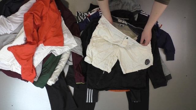 лот 2850 Брендовый спорт экстра (7,7 кг, 30 шт, 11000 руб, 366 руб/шт) смотреть онлайн