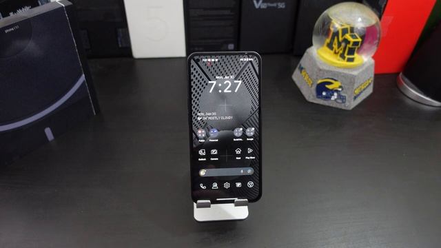 Nothing Phone 1 USA Beta One Week Later- Yall haven't Seen NOTHING Yet смотреть онлайн