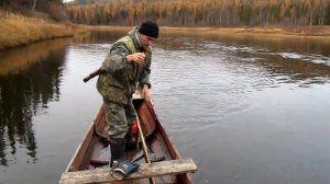 ДИКИЙ ЖОР ХАРИУСА! РЫБАЛКА НА КОРАБЛИК ПОЗДНЕЙ ОСЕНЬЮ! ЗАГОТОВКА РЫБЫ В ПРОК!
