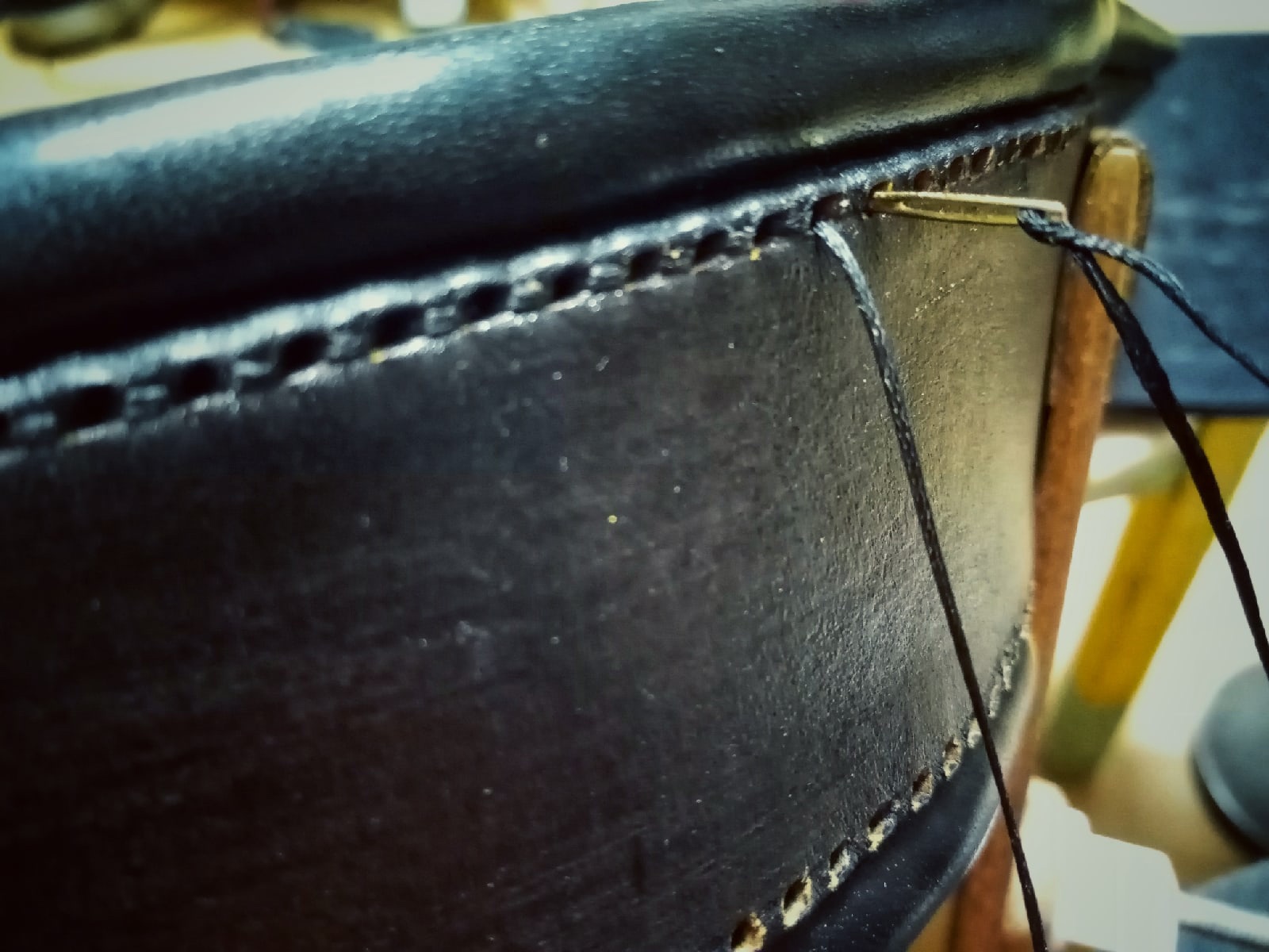 Усиленные гитарные ремни iBackPacker. Льюис Торрес смотреть онлайн