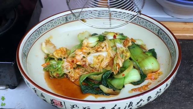 【农家的小勇】孩子馋肉了，小勇做水煮肉片煮粉条，粉条比肉还好吃！ смотреть онлайн