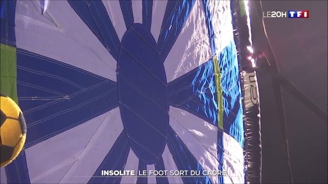 POLY EVENT presents its Giant Inflatable Football Target on TF1's 20H news programme смотреть онлайн