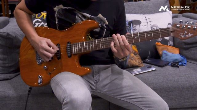 Schecter Traditional Van Nuys in Natural смотреть онлайн