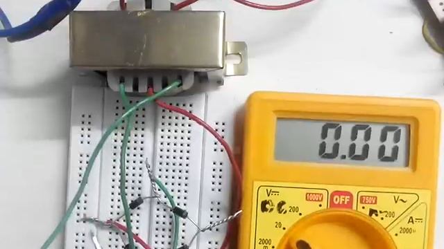 How to convert 110v / 120v / 220v / 230 volts AC to 12v DC using transformer. AC to DC converter смотреть онлайн