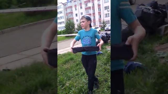 Пол дома из угля! смотреть онлайн