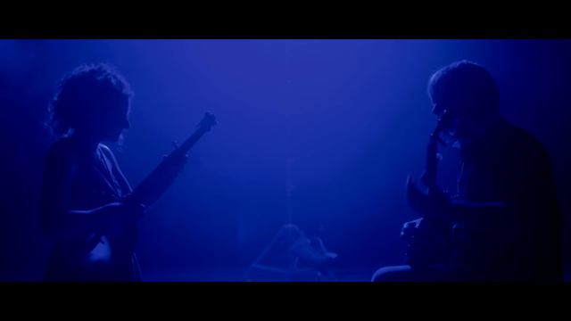 Béla Fleck & Abigail Washburn - Don't Let It Bring You Down (Official Video) смотреть онлайн