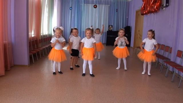 Танец "Маленькие звёзды" смотреть онлайн