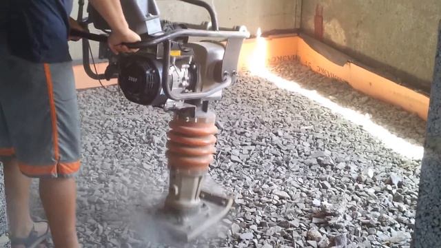 вибропятка уплотнение щебня подготовка чернового пола строительство и ремонт в Белгороде смотреть онлайн