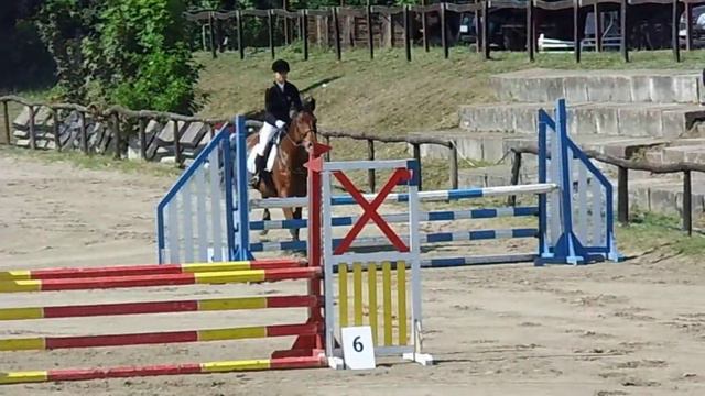 Rónás Noémi és Corvin смотреть онлайн