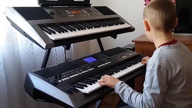 J.M.Jarre Oxygen & Ran deus vous- Yamaha PSR S670 смотреть онлайн