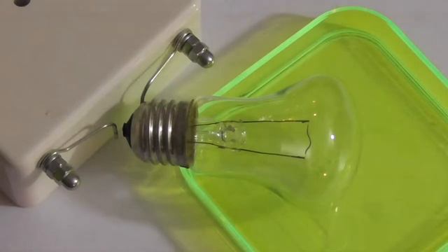 Вольфрам Лампа 36В и Высокое Напряжение - Tungsten Lamp 36V and High Voltage смотреть онлайн