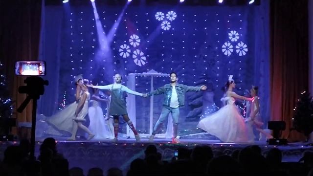 Новогодняя сказка смотреть онлайн