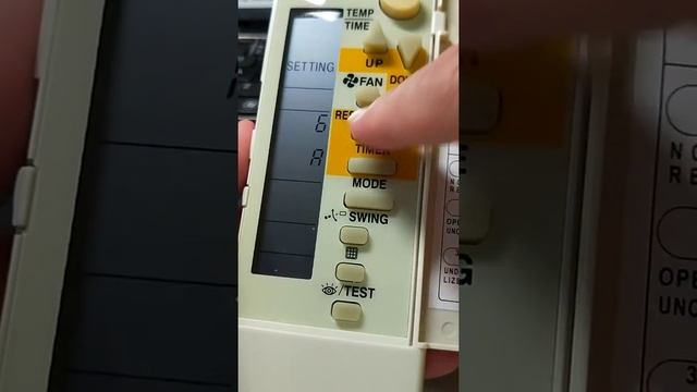 Daikin BRC4C Remote Control Settings смотреть онлайн