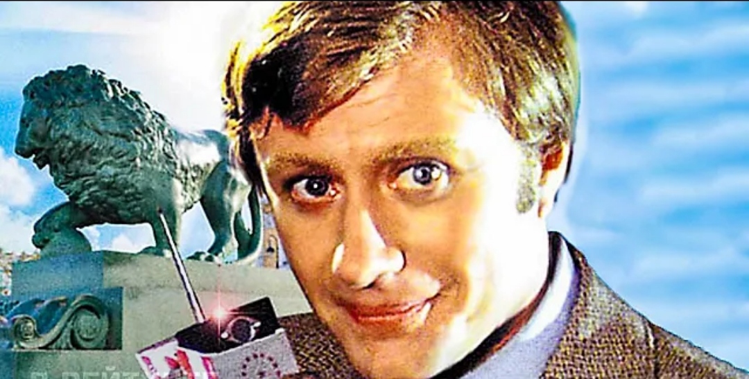 Невероятные приключения итальянцев в России Трейлер  Фильм (1973)