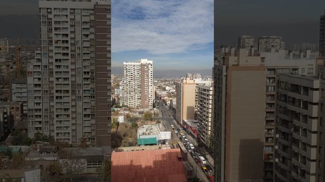 Вид на город Сантьяго с высоты 18 этажа. Сантьяго. Чили. смотреть онлайн