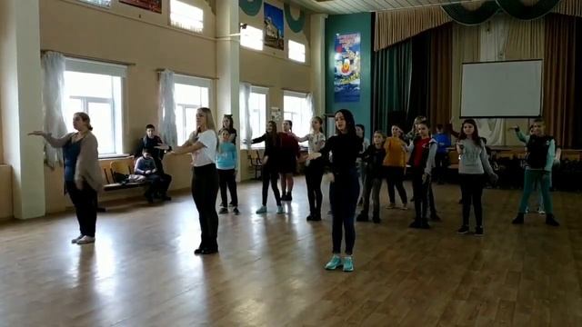 Я вожатый - а это значит... смотреть онлайн